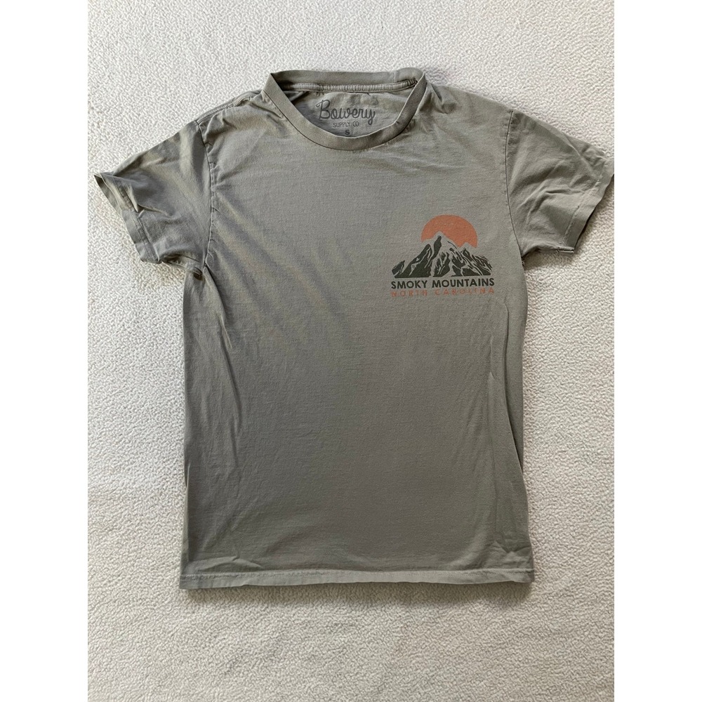 Bowery Mens Small T-Shirt Green Smoky Mountains North Carolina Graphic Tee